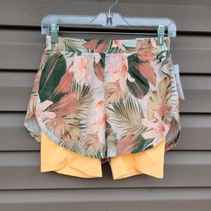 Old Navy Girls Active Shorts.